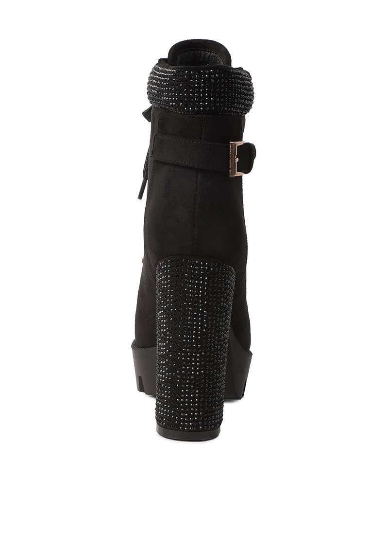 Block Heeled Ankle Boot: RED