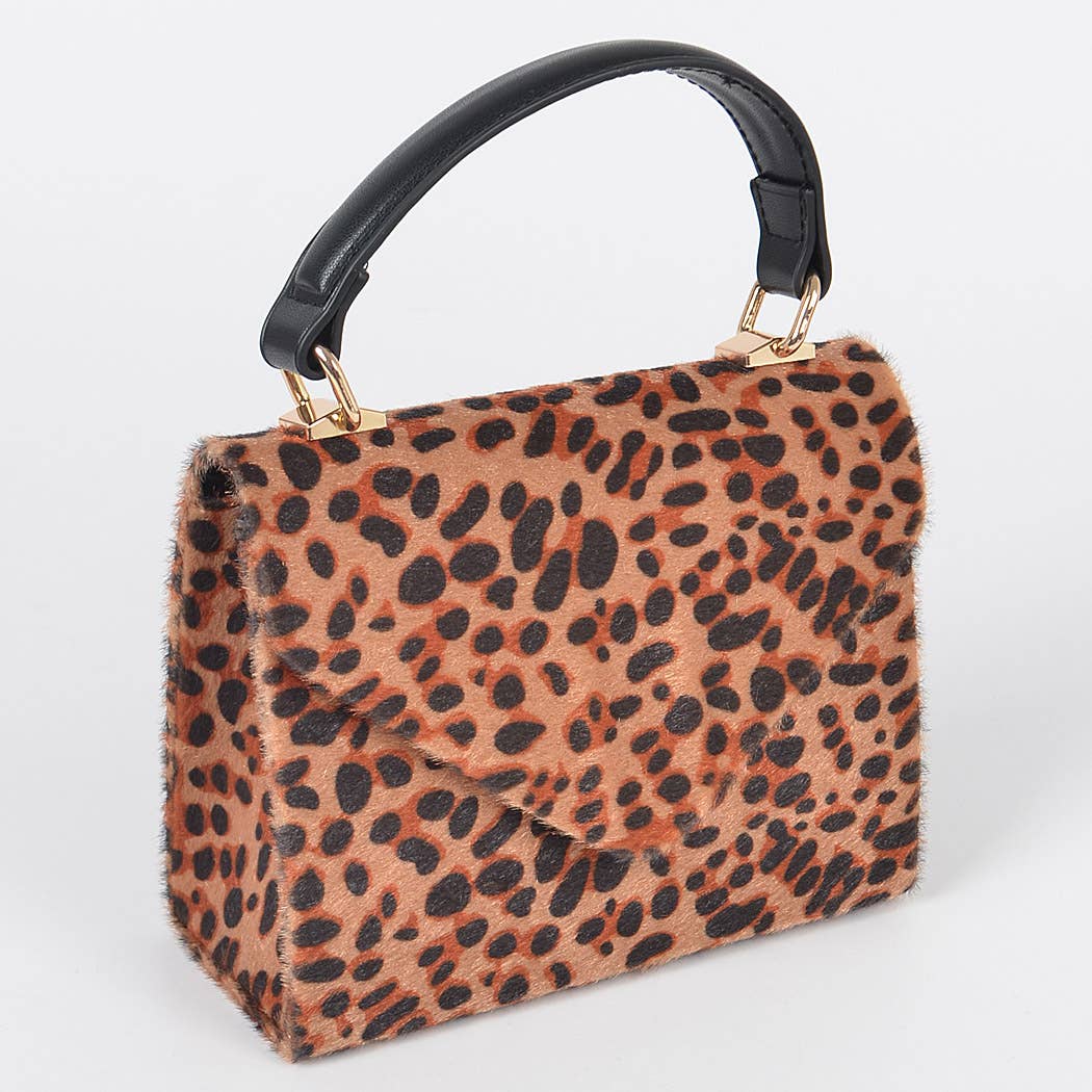Faux Leo Skin Cross Body Bag: Leopard 3AM BY H&D ACCESSORIES
