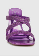 Load image into Gallery viewer, Wapit Rhinestone Embellished Straps Sandals
