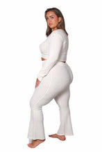 Load image into Gallery viewer, Women's Plus Front Knot Waffle Crop Top &amp; Plus High Waist Knitted Pants Set
