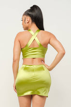 Load image into Gallery viewer, Open Front Wire Detail Top And Skirt Set: Fuchsia
