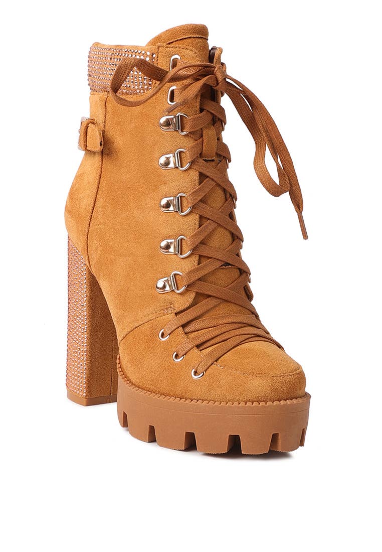 Block Heeled Ankle Boot: RED