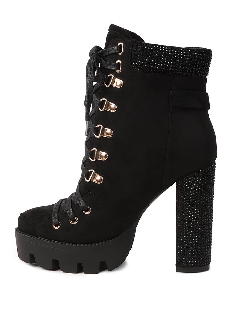 Block Heeled Ankle Boot: RED