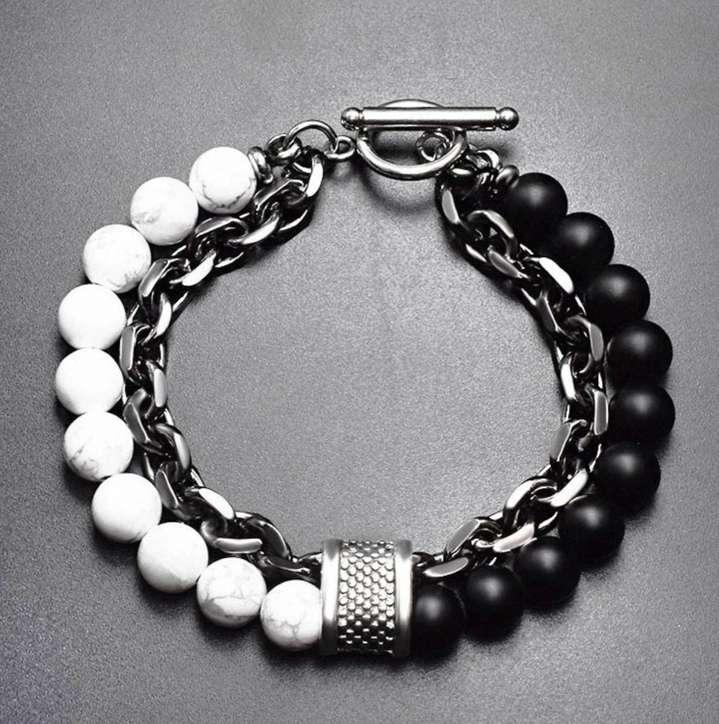 MEN'S CHAIN AND BEAD BRACELET: Howlite - White